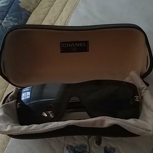 Authentic Chanel Sunglasses w/case